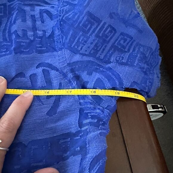 Chico's Design Linen Nylon Button Down Printed Collar Top Size 0 Large - Picture 7 of 8